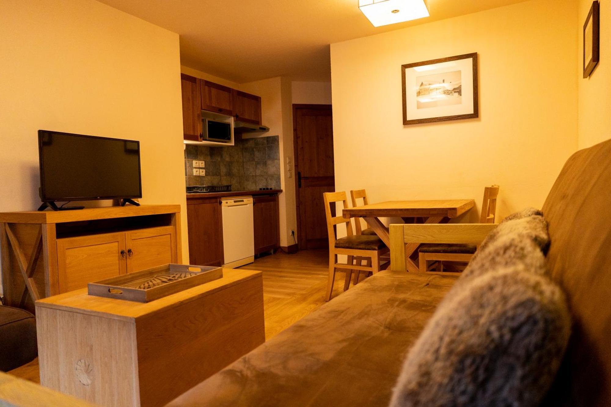 Apartment Cost 4 Etoiles Avec Piscine